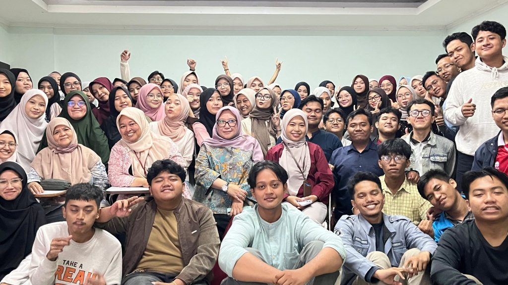 Dari Praktik Mengajar Menjadi Inovasi Pendidikan: Prodi PAI UNJ Siapkan Guru Masa Depan yang Meneliti, Berkarya, dan Berdampak