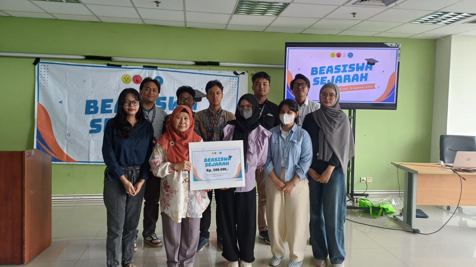 MERAJUT MIMPI BERSAMA BEASISWA SEJARAH