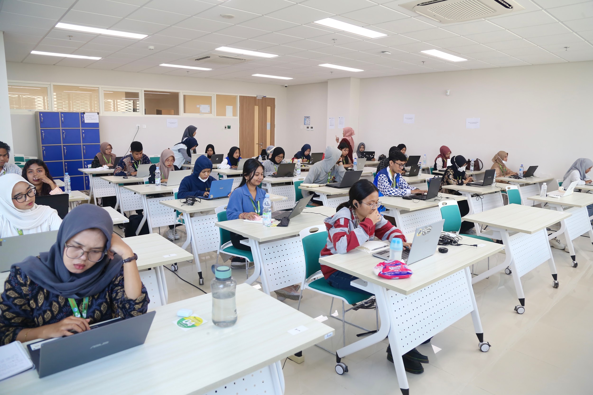 Kreativitas Tertuang dalam Kata: Lomba Penulisan Cerpen PEKSIMINAS XVII 2024 di UNJ
