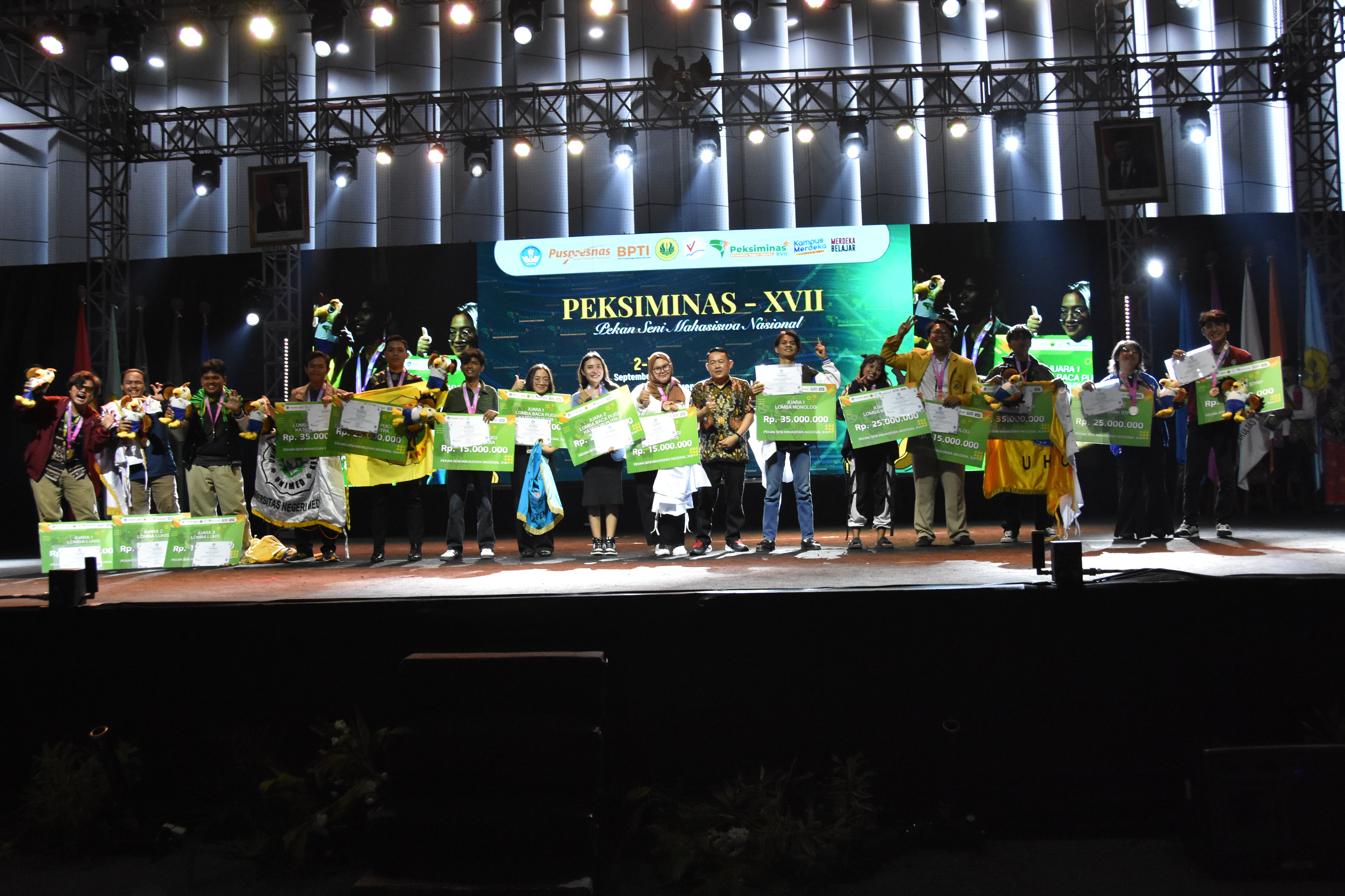 Puncak Gemilang PEKSIMINAS XVII : Jawa Tengah Raih Juara Umum di Universitas Negeri Jakarta
