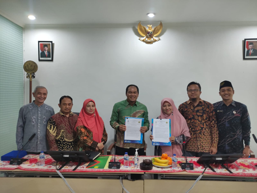 DISKUSI DAN KERJA SAMA FAKULTAS ILMU SOSIAL UNIVERSITAS NEGERI JAKARTA DENGAN FUAD UIN MAHMUD YUNUS BATUSANGKAR