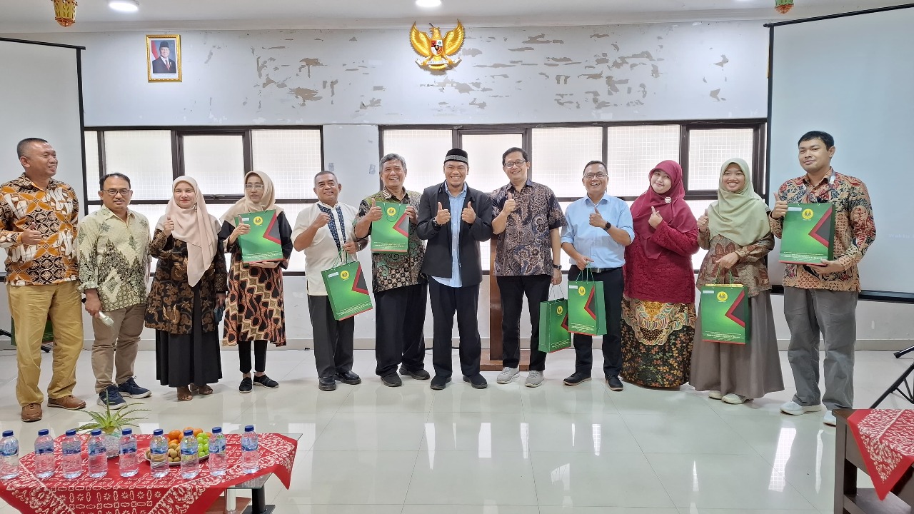 Pisah Sambut Dosen dan Tenaga Kependidikan FISH UNJ: Momentum Apresiasi dan Semangat Baru