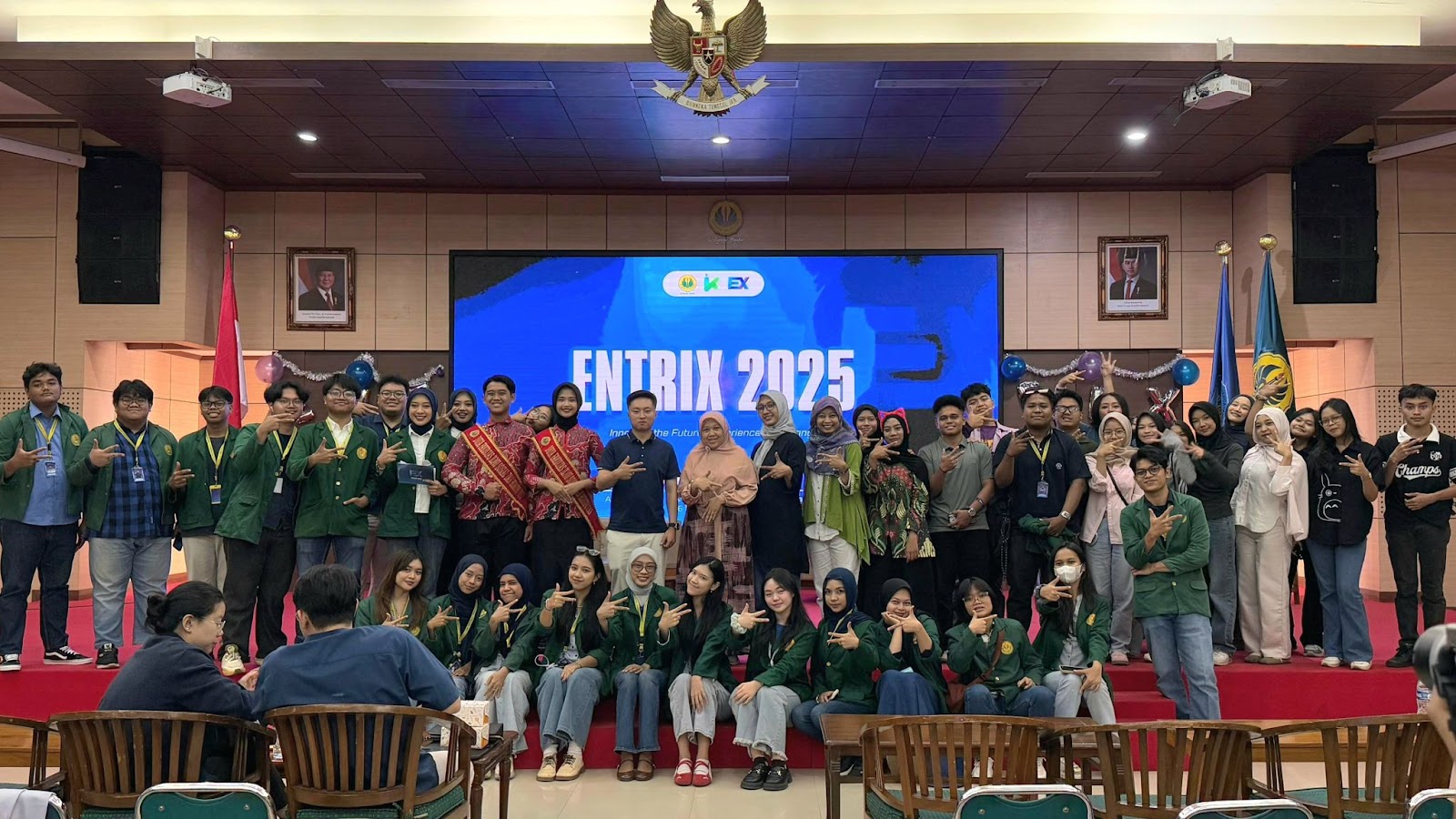 Mahasiswa Ilmu Komunikasi UNJ Perkuat Inovasi Bisnis Digital melalui Entrix 2025
